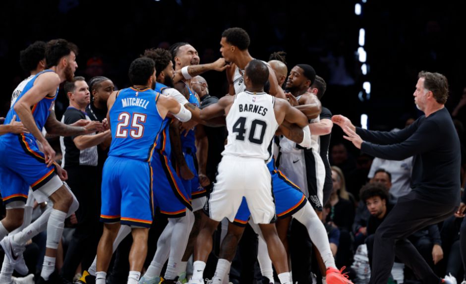 NBA揭幕战录像完整版-雷霆vs马刺全场回放（10.21）文班亚马低迷13中1